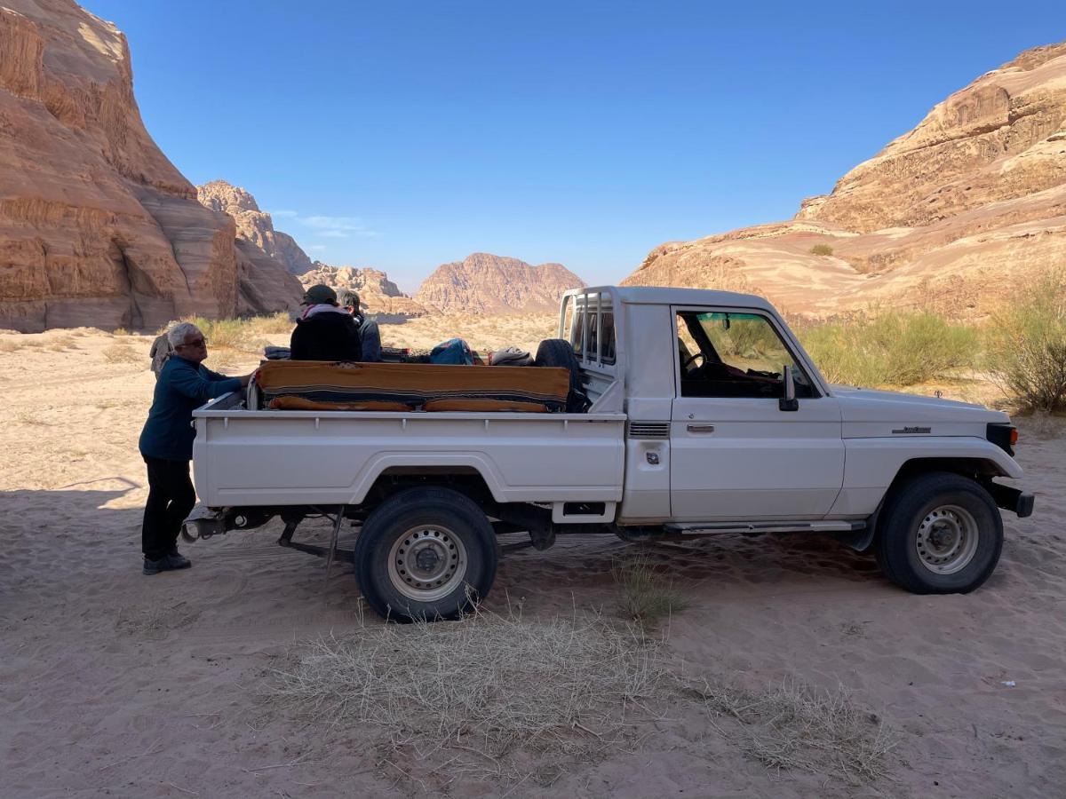 Zawaideh Desert Camp Hotel Wadi Rum Luaran gambar